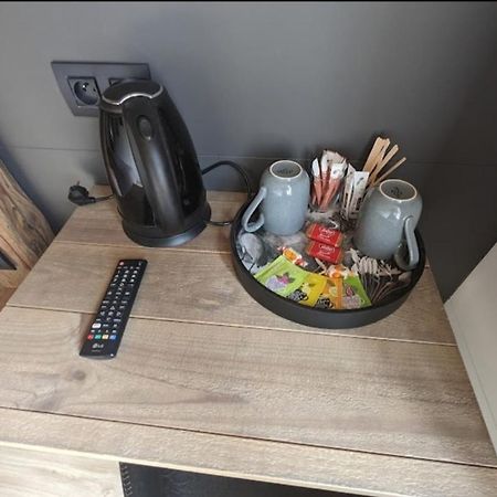 Renee Cense Bed & Breakfast Уфализ Екстериор снимка
